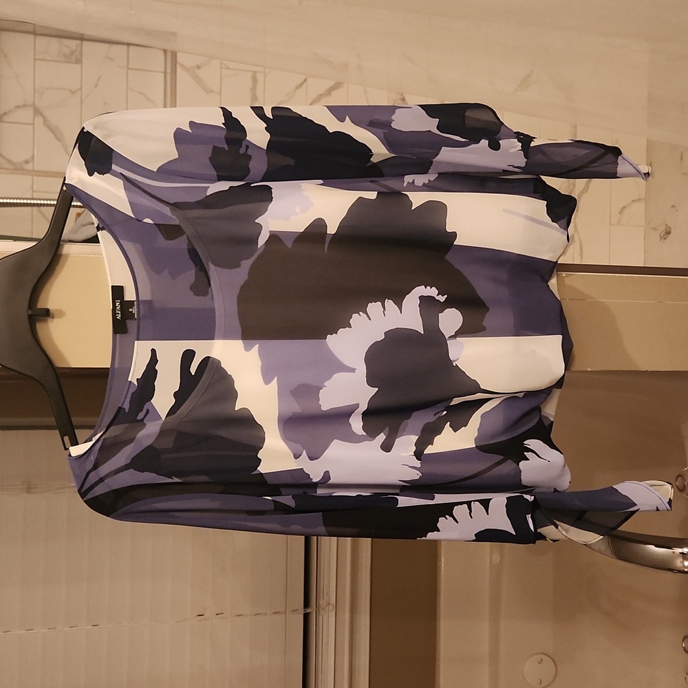 Women's Blouse